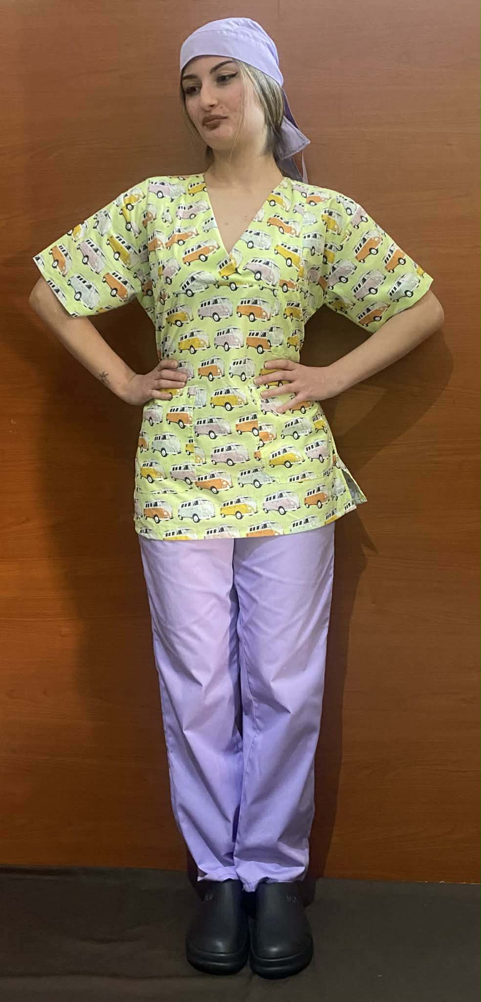 ΙΑΤΡΙΚΗ ΒΑΜΒΑΚΕΡΗ ΜΠΛΟΥΖΑ ΜΕ ΣΧΕΔΙΑ